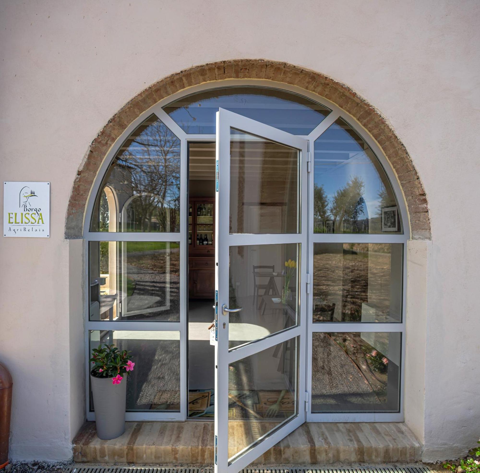 Relais Borgo Elissa Panzió Certaldo Kültér fotó
