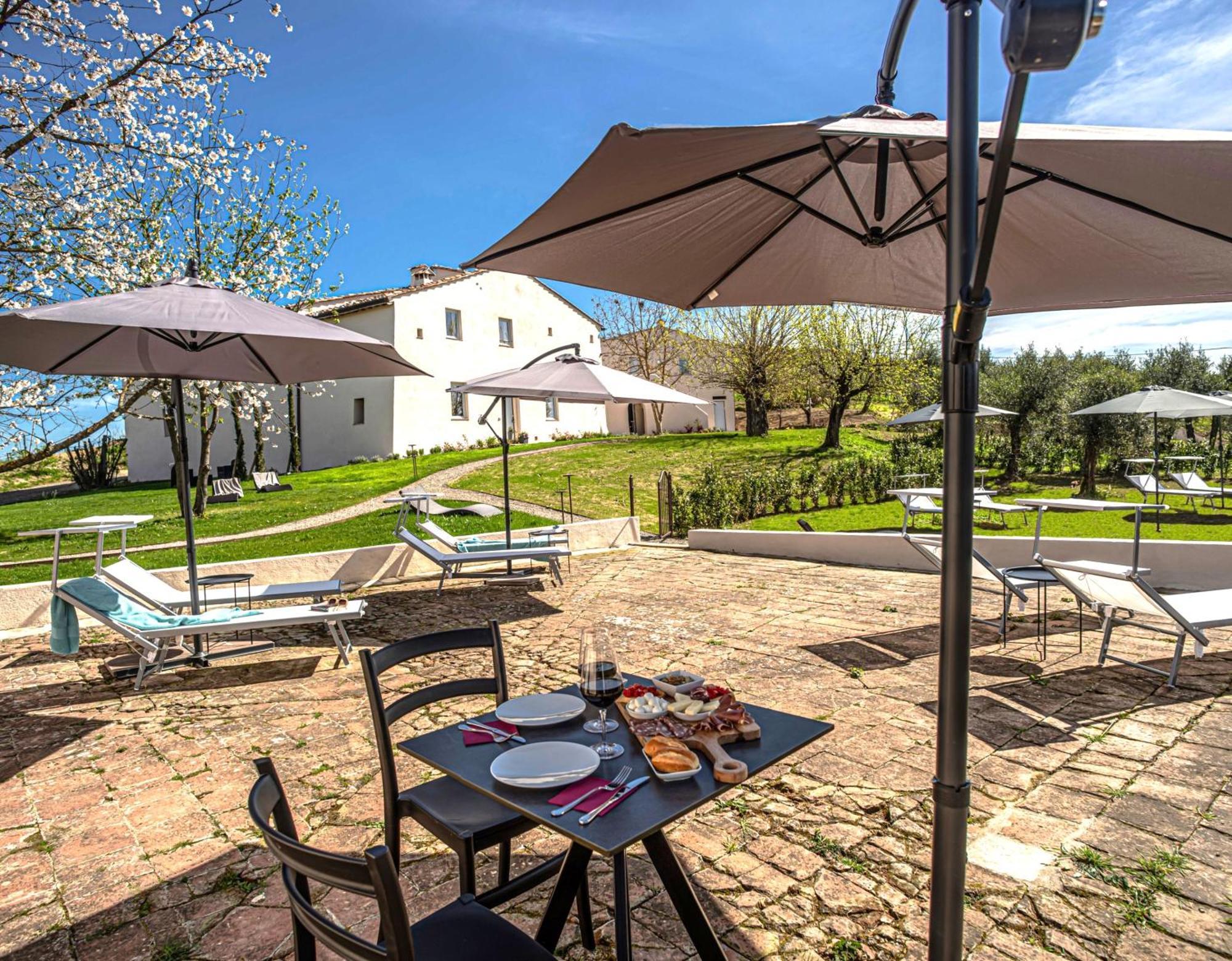 Relais Borgo Elissa Panzió Certaldo Kültér fotó
