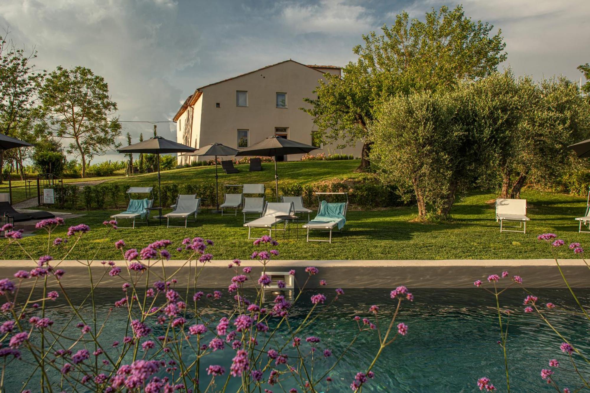 Relais Borgo Elissa Panzió Certaldo Kültér fotó